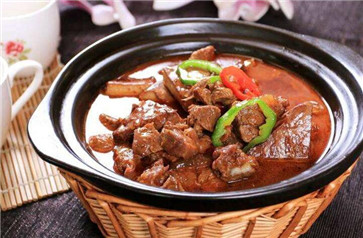 清燉牛肉都放什么調(diào)料